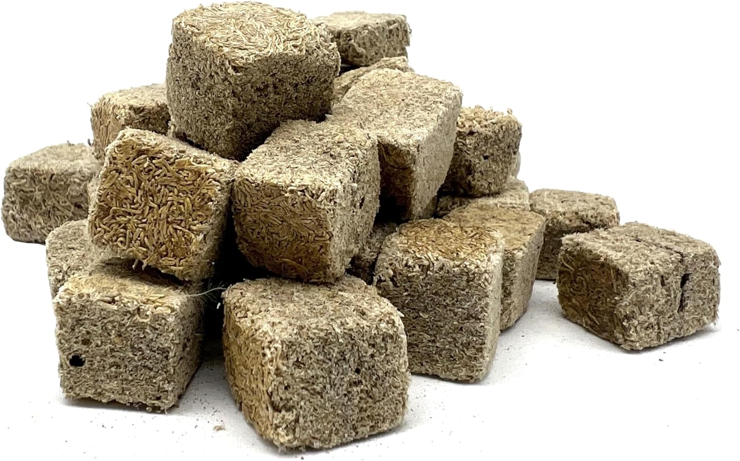 Freeze Dried Tubifex Cubes 3 oz, Fish Food for Freshwater and Marine Aquarium Fish - Image 4
